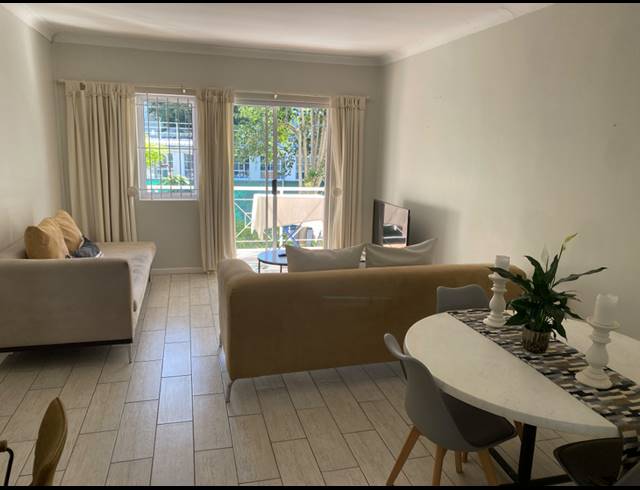 2 BEDROOM APARTMENT FOR SALE IN NEWLANDS